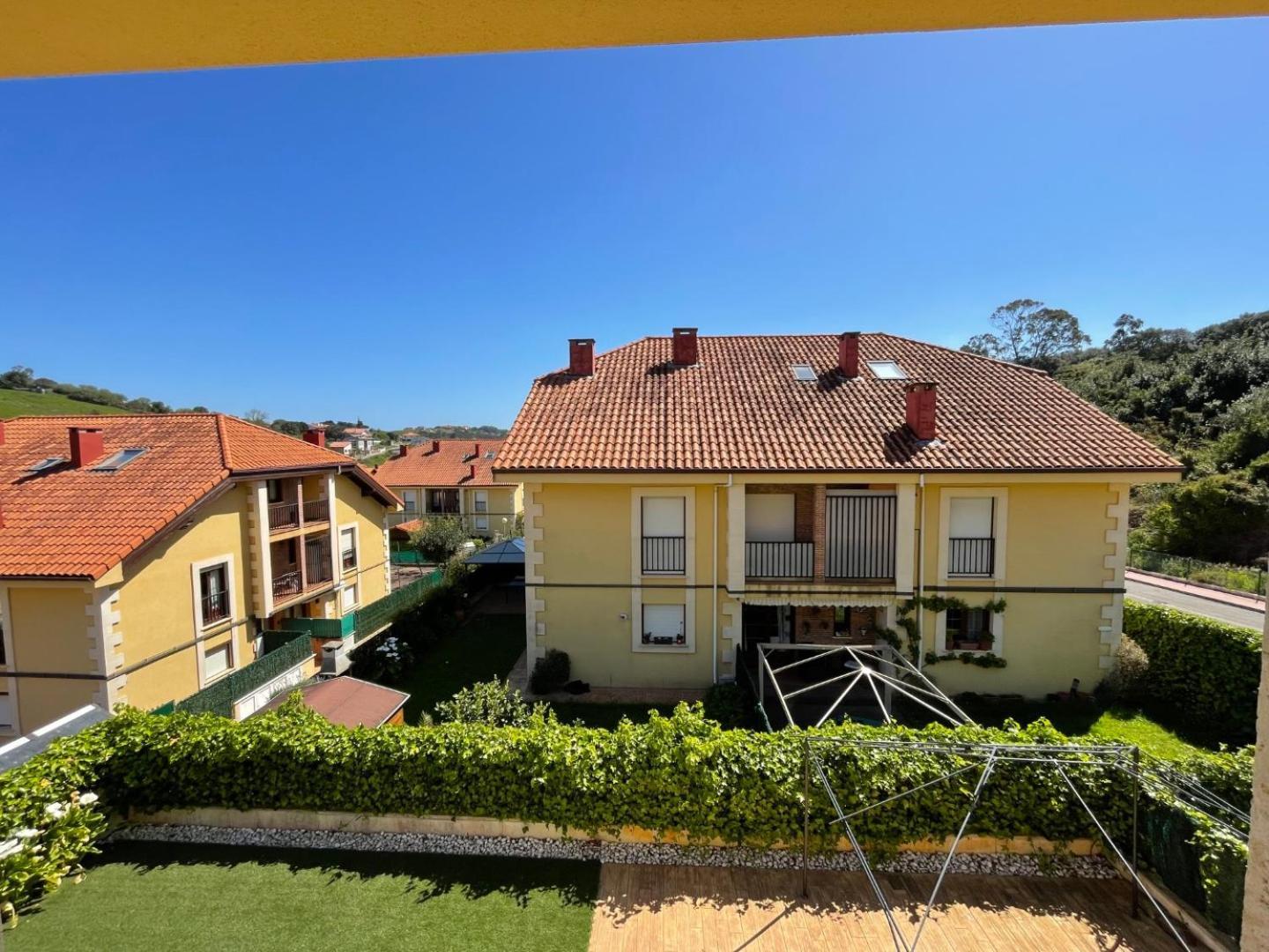 Comillas Bº Casasola - Residencial Lagos Azules - Netflix, Prime, Wifi & Free Indoor Parking Zewnętrze zdjęcie
