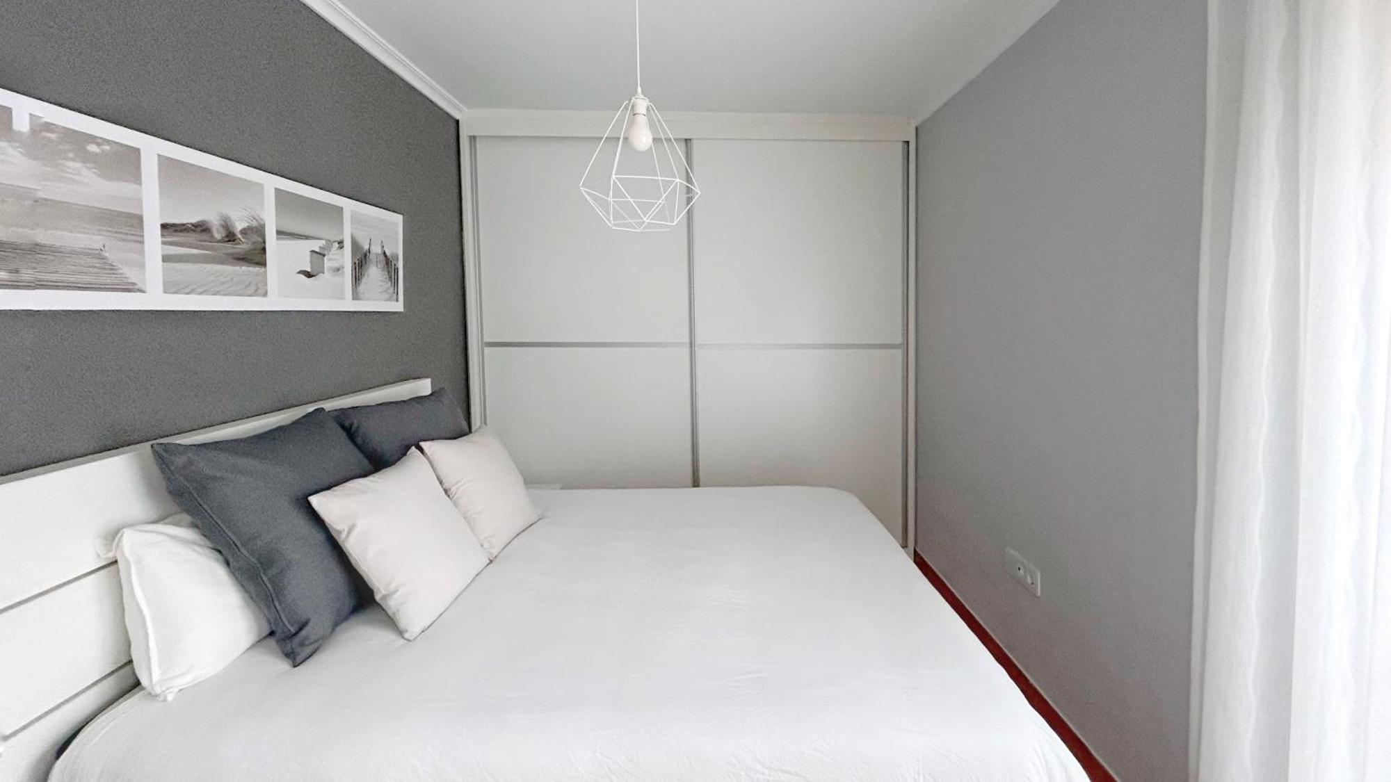Comillas Bº Casasola - Residencial Lagos Azules - Netflix, Prime, Wifi & Free Indoor Parking Zewnętrze zdjęcie