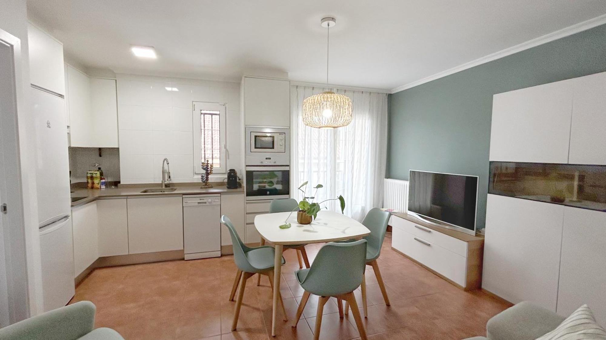 Comillas Bº Casasola - Residencial Lagos Azules - Netflix, Prime, Wifi & Free Indoor Parking Zewnętrze zdjęcie