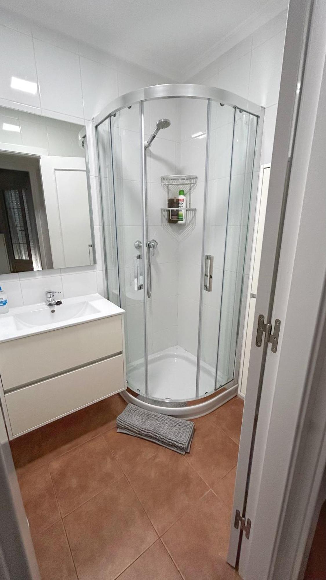 Comillas Bº Casasola - Residencial Lagos Azules - Netflix, Prime, Wifi & Free Indoor Parking Zewnętrze zdjęcie
