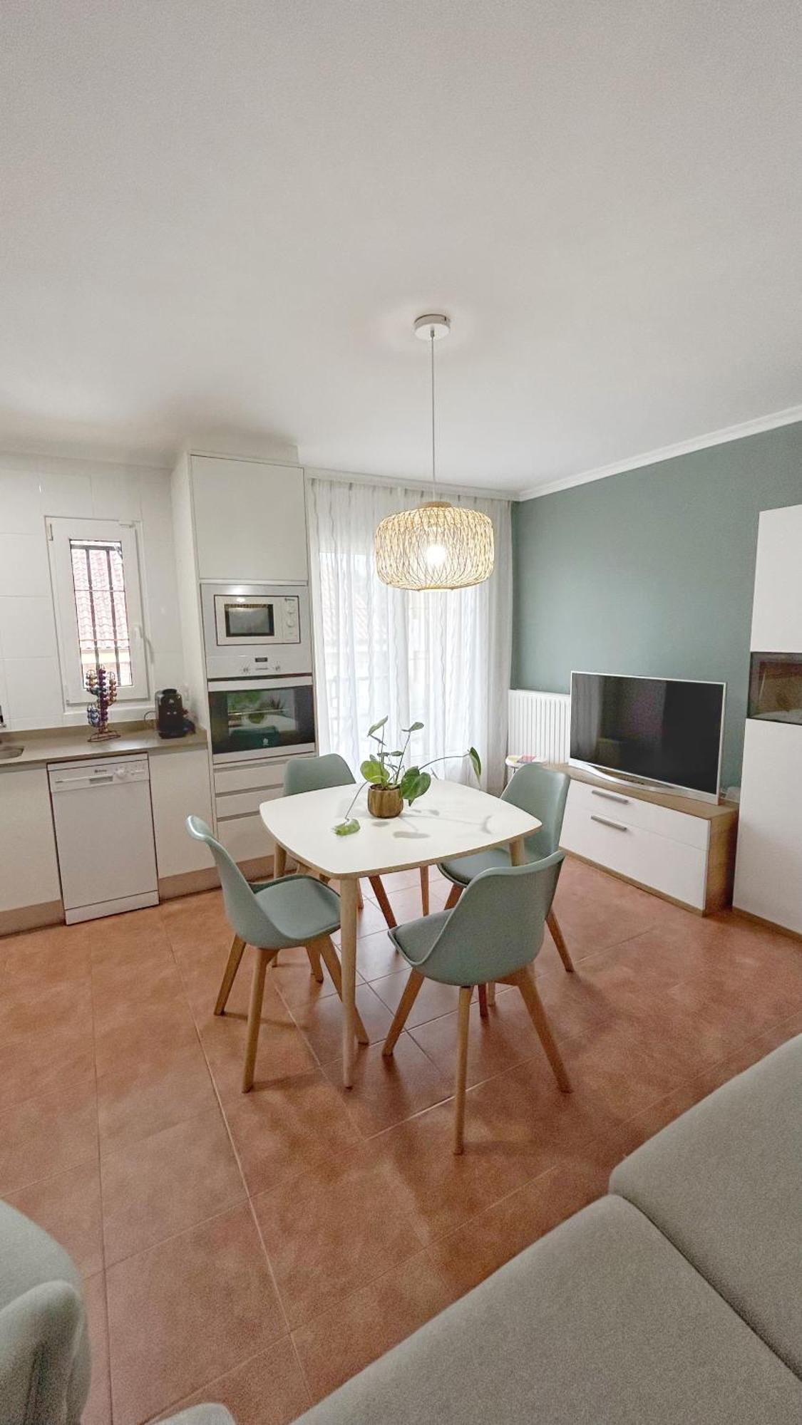 Comillas Bº Casasola - Residencial Lagos Azules - Netflix, Prime, Wifi & Free Indoor Parking Zewnętrze zdjęcie